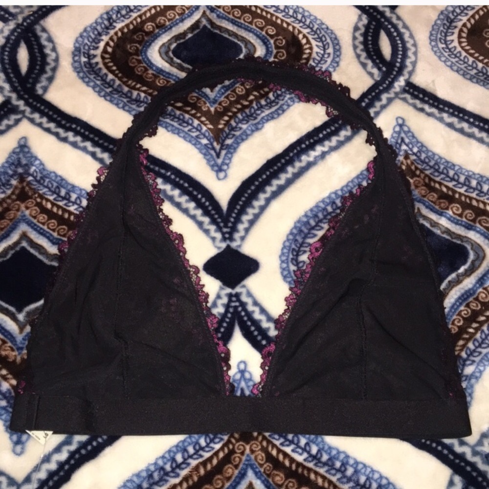 🌹Only 1 Left Elle Halter🌹 - Picture 3 of 5